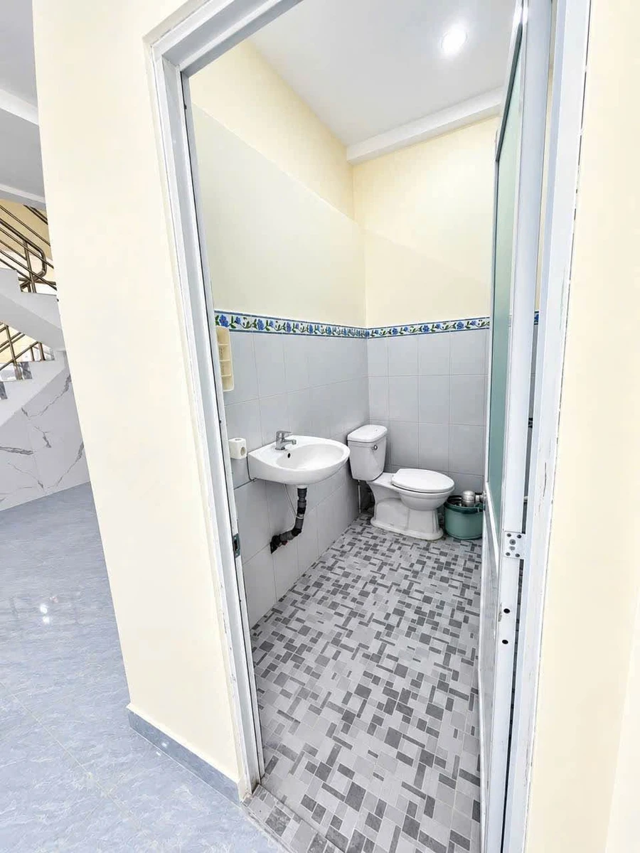 Bán nhà lầu 3PN 75m² tại Thị Trấn Cần Giuộc 1,59 tỷ - Ảnh thu nhỏ 5