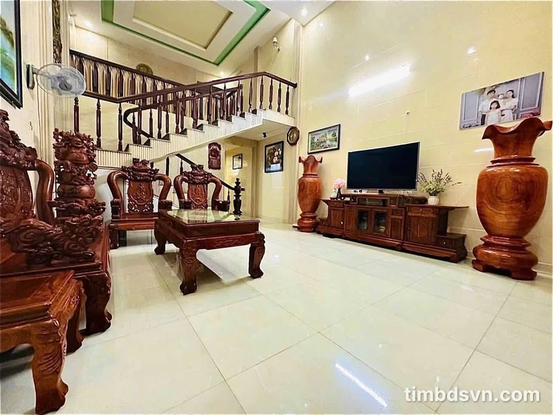 Bán nhà mặt tiền Tứ Quỳ Đà Nẵng 130m2 3 phòng