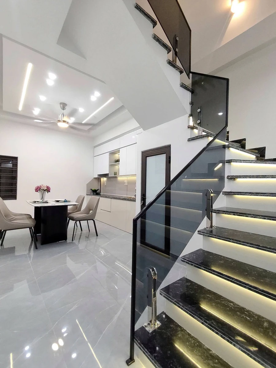 Bán nhà 4 tầng 50m² Chợ Hàng, Hải Phòng - Ảnh 1