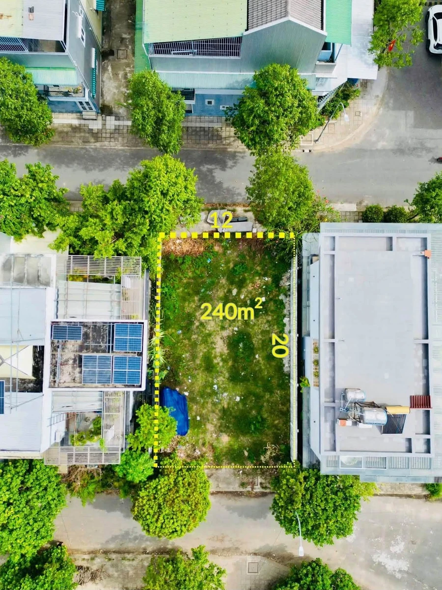 Bán lô biệt thự mặt tiền Lương Thế Vinh 240m2, Quảng Ngãi 5.9 tỷ - Ảnh 1
