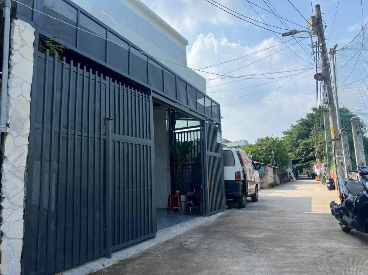 Dãy trọ 8 phòng 144m² Lò Lu giá 6,96 tỷ - Ảnh 1