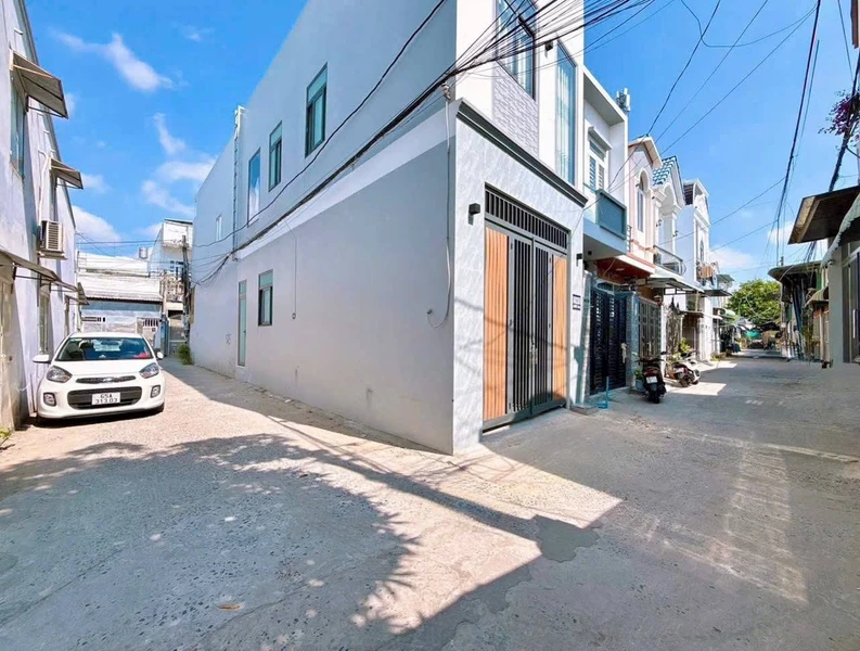 Bán nhà 1 trệt 1 lầu góc 2 mặt tiền 40m² Cần Thơ