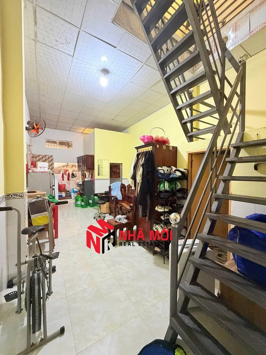 Nhà 1 trệt 1 lầu 80m² view hồ Cà Mau, giá 2 tỷ 4 - Ảnh thu nhỏ 4