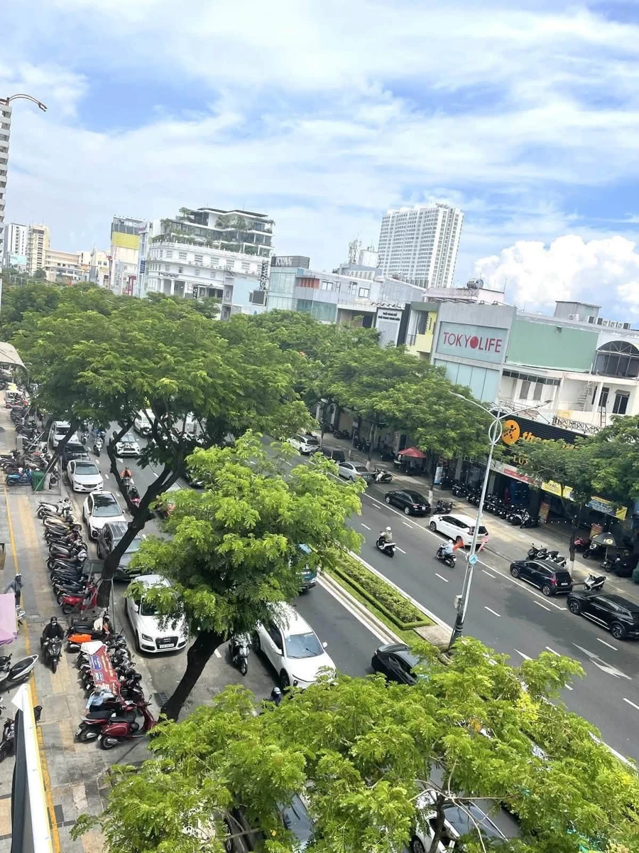 Bán nhà mặt tiền Nguyễn Văn Linh 4 tầng 106m2, 5 phòng ngủ, giá 22 tỷ, Đà Nẵng - Ảnh thu nhỏ 2