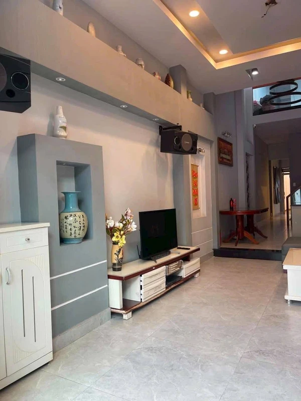 Bán nhà mặt tiền 3.55x26.5m Bảo Lộc 3.2 tỷ