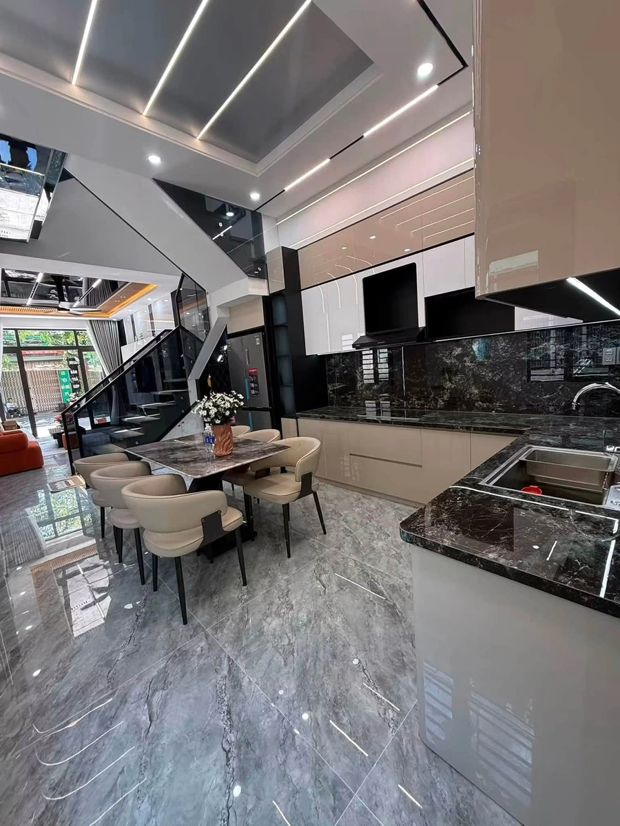 Bán nhà mặt tiền 3 tầng mới full nội thất đường Nguyễn Phước Nguyên, 52m2, 7,95 tỷ - Ảnh thu nhỏ 3