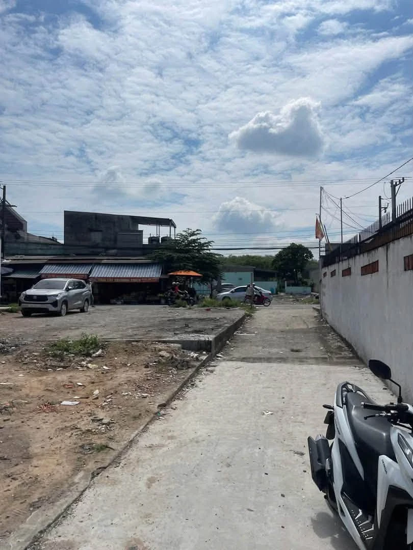 Bán 2 lô đất thổ cư liền kề Tân Hiệp, Tân Uyên, gần KCN Nam Tân Uyên giá 1,35 tỷ - Ảnh 1