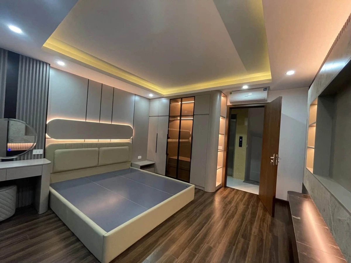Bán nhà mặt tiền Bàu Cát 55m² 4 tầng giá 6 tỷ - Ảnh thu nhỏ 4