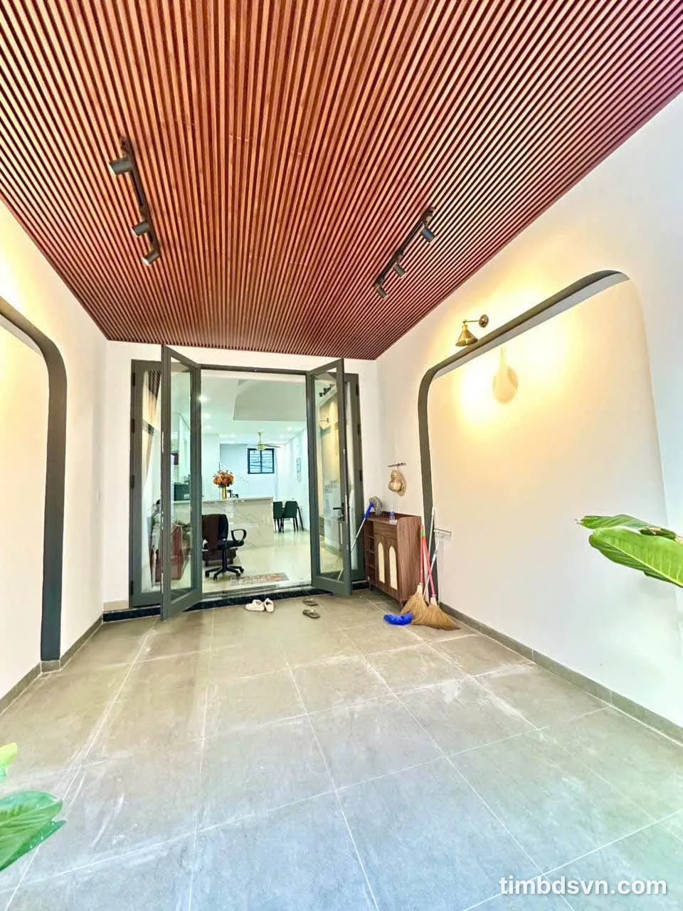 Bán nhà 3 tầng 60m² 4PN 4WC kiệt Tô Hiếu - Ảnh 1