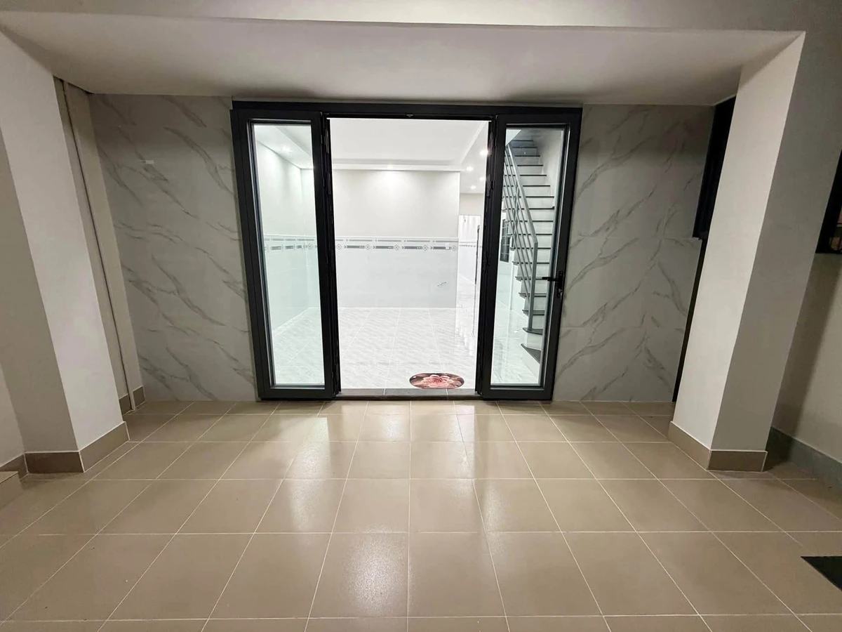 Bán nhà lầu 2PN Tân Phong 75m², Sổ riêng 4,2 tỷ - Ảnh thu nhỏ 2