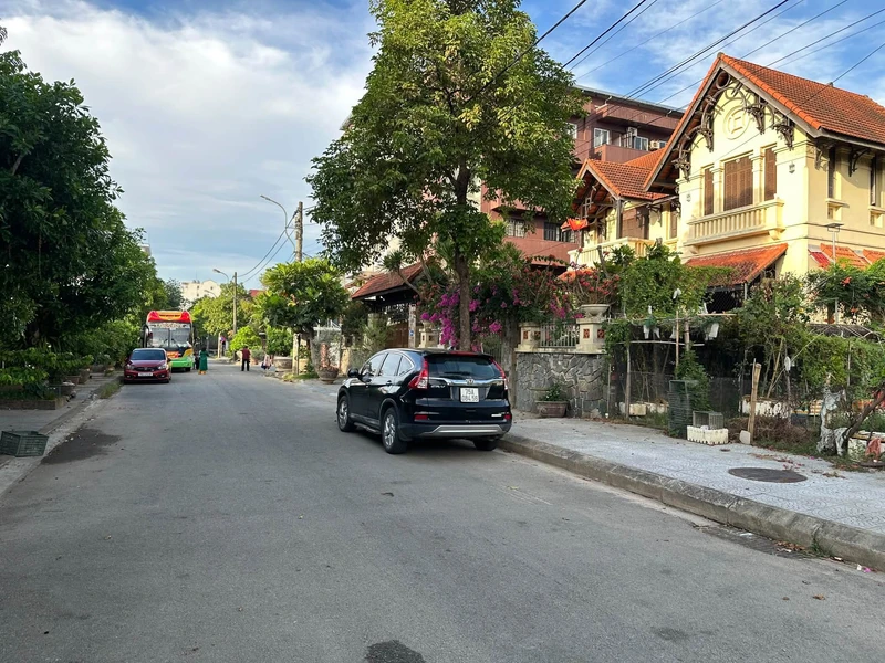 Bán biệt thự mặt tiền Diễn Phái Khổ Huế 373,75m2, 11,5 tỷ