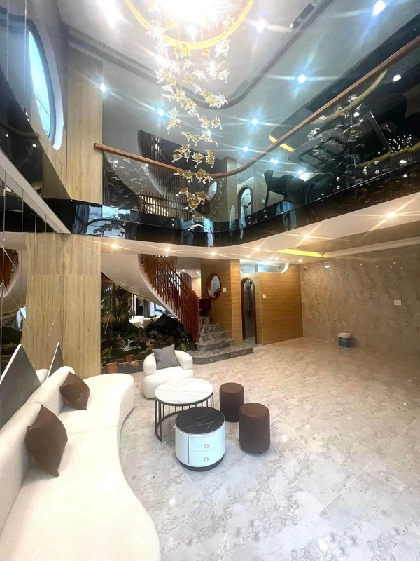 Bán nhà 4,5 tầng 48m2 đường Hoàng Văn Thụ Quy Nhơn