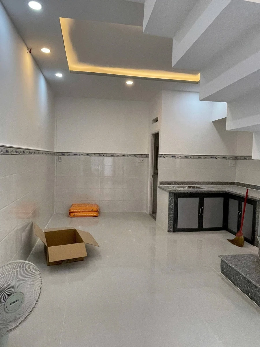 Bán nhà mặt tiền Nguyễn Đình Chính 36m2 - 5,35 tỷ - Ảnh 1