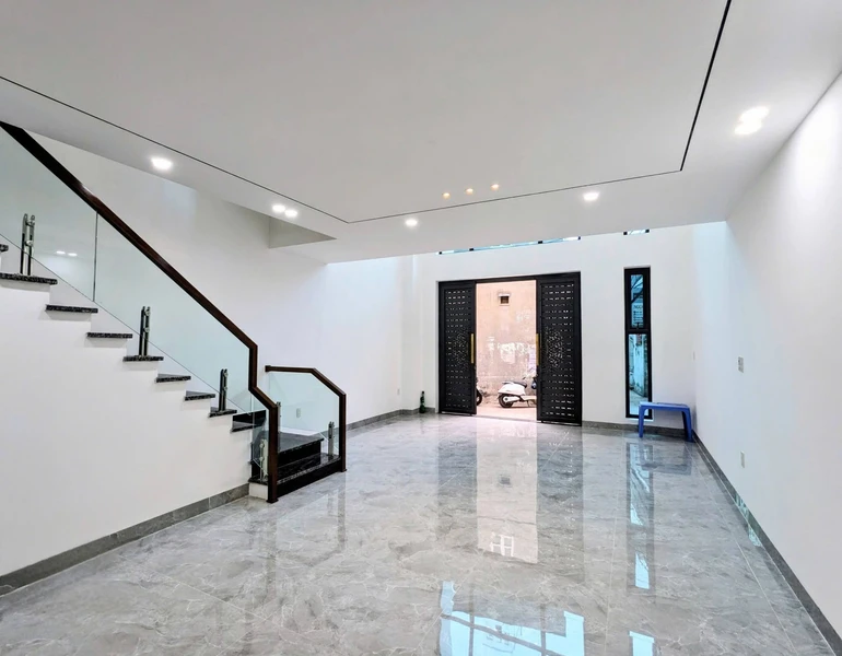 Bán nhà mới 60m² 5 tầng 4PN Trần Nguyên Hãn Hải Phòng