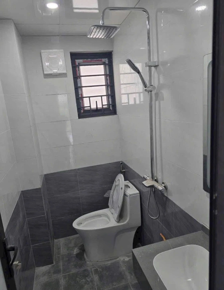 Bán nhà 3 tầng 65m2 giá 2 tỷ 7 Nhà Bè - Ảnh thu nhỏ 5