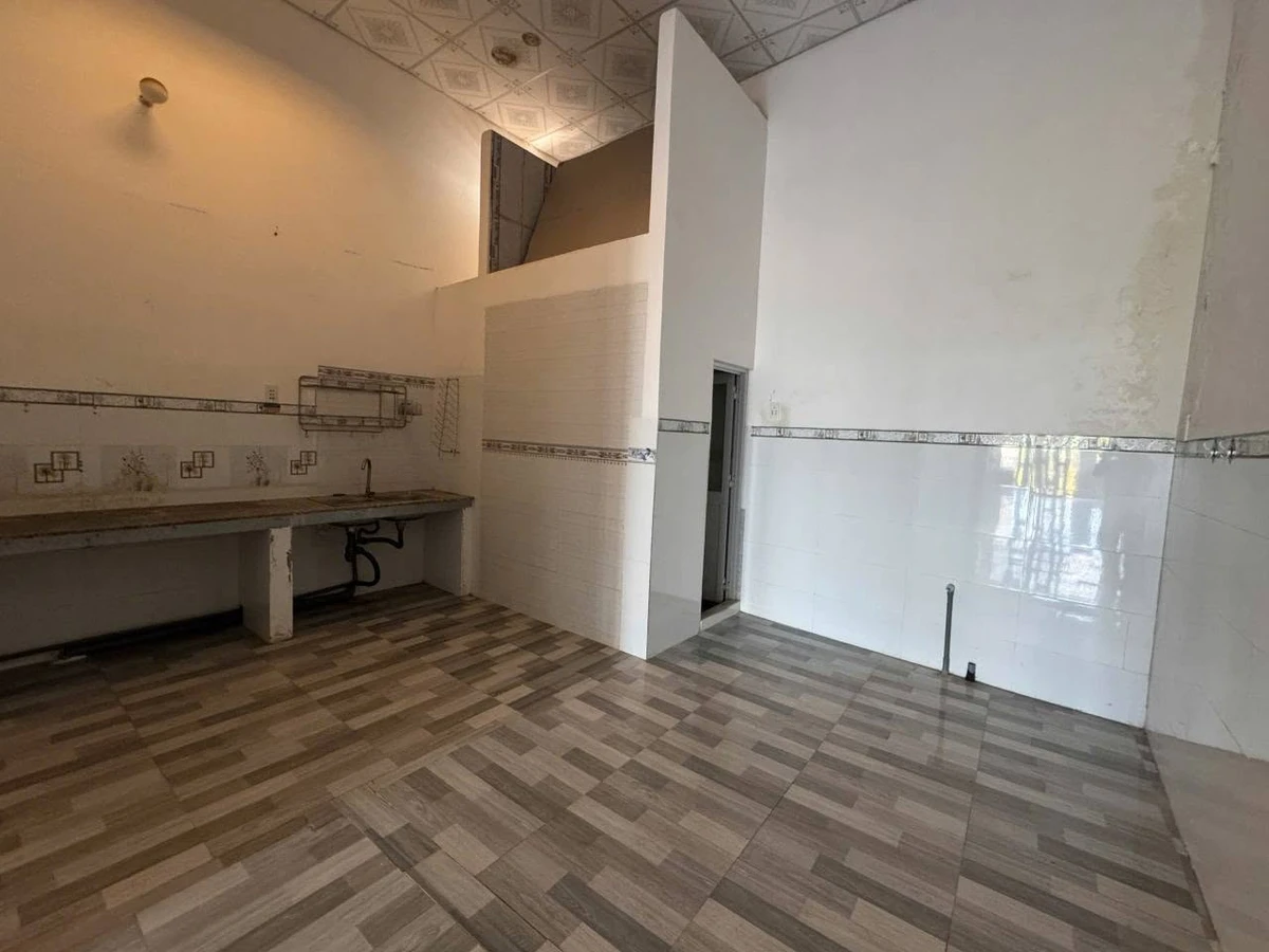 Bán nhà sổ chung mặt tiền Sông Trầu, 100m², 2 phòng, Đồng Nai - Ảnh thu nhỏ 3