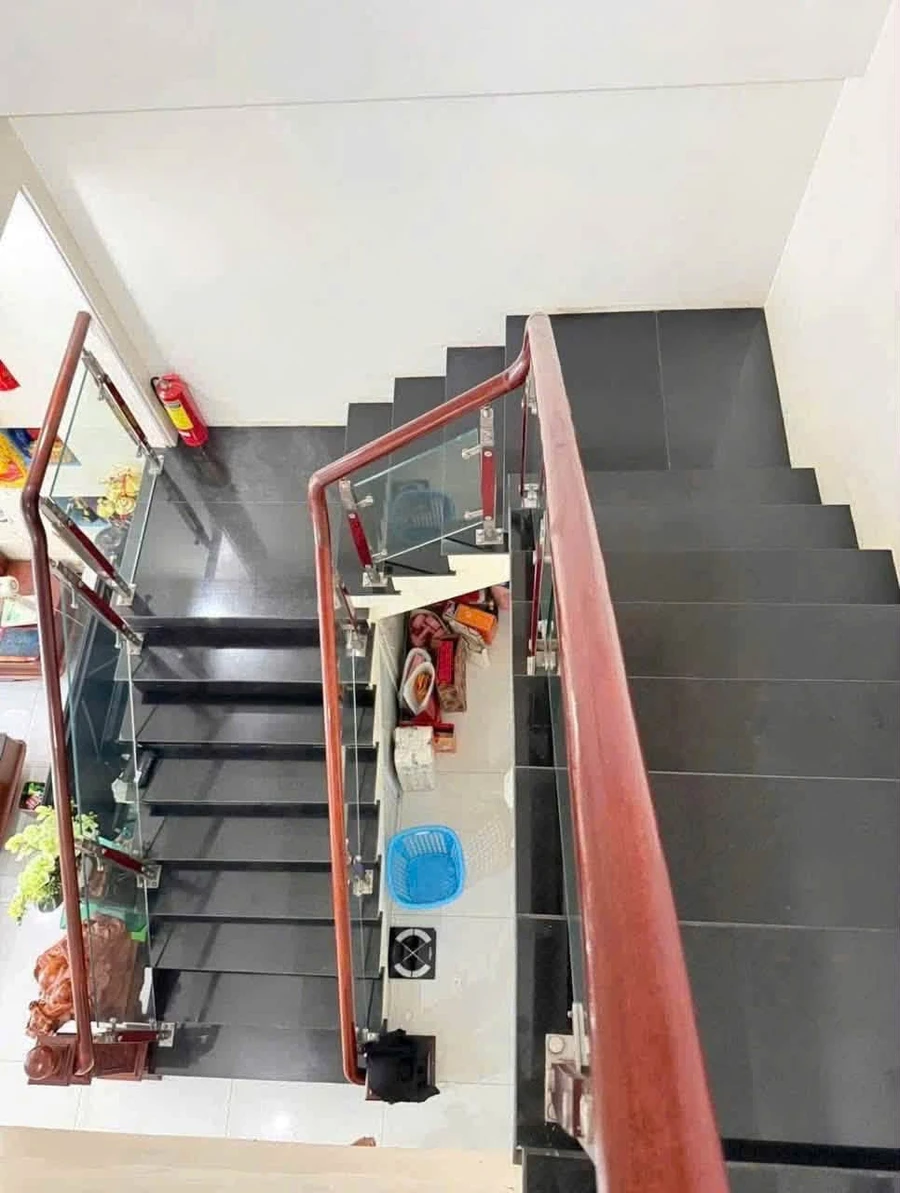 Bán nhà 2 tầng 75m2 full nội thất Cốc Lếu - Ảnh thu nhỏ 4