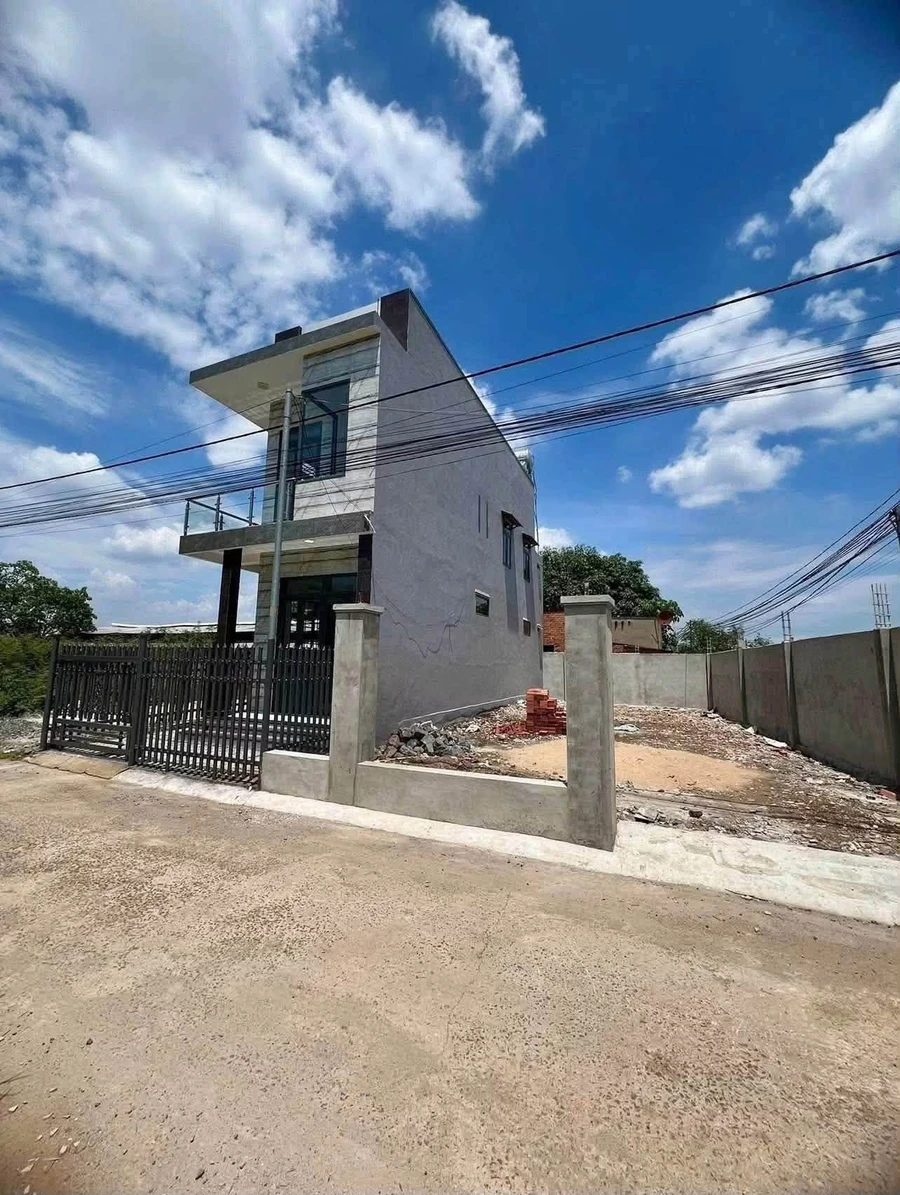 Bán nhà 1 trệt 1 lầu + đất 221m² Gia Kiệm, Đồng Nai - Ảnh thu nhỏ 2