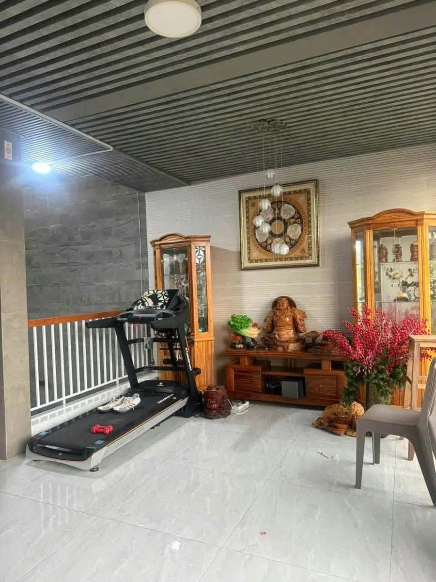 Bán nhà 3 tầng mặt tiền 117m² 9 tỷ Trần Quý Kiên, TP. Huế - Ảnh thu nhỏ 2