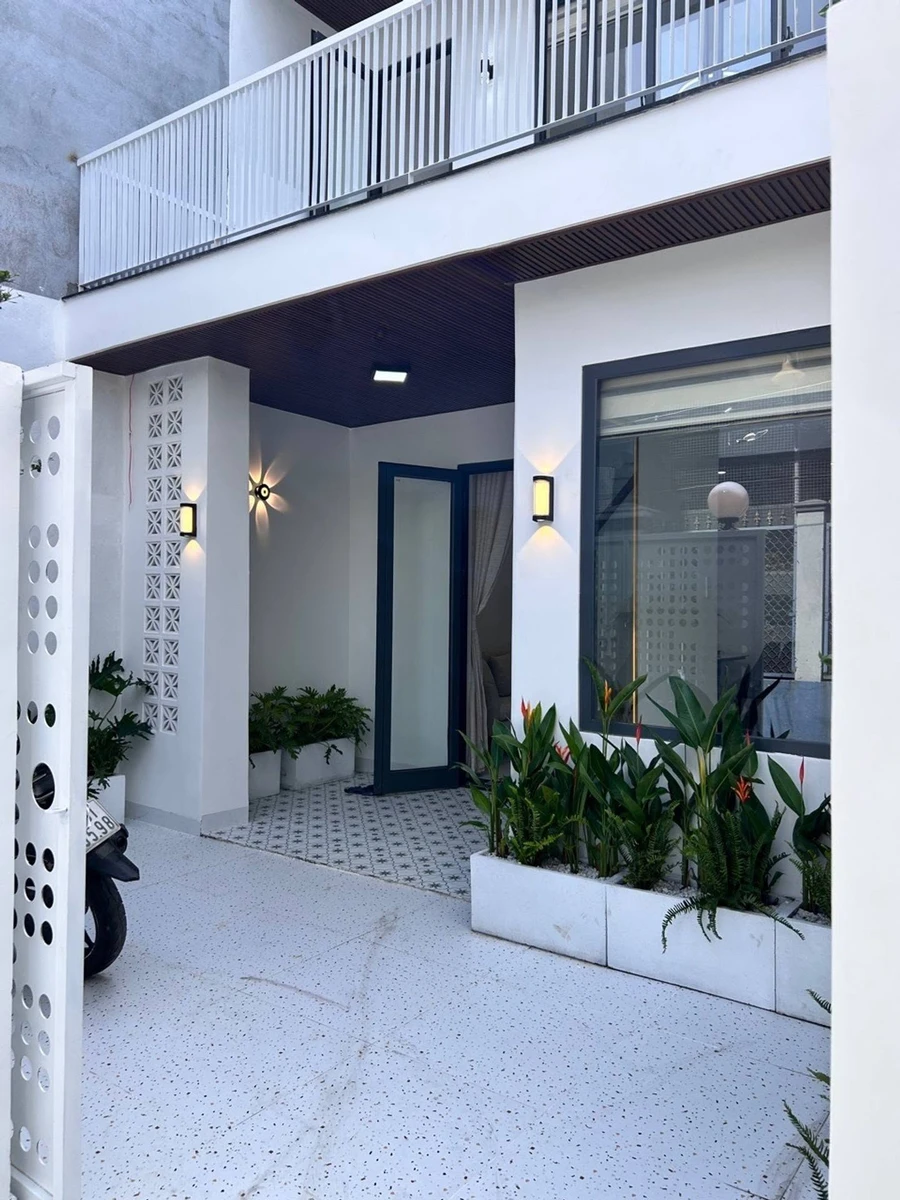 Bán nhà mới 2 tầng 60m² nội thất cao cấp Hải Châu - Ảnh thu nhỏ 3