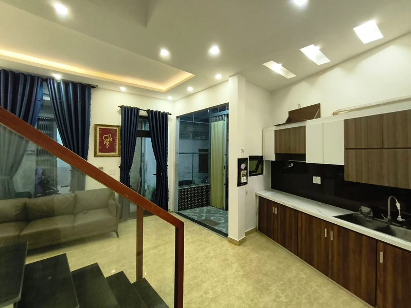 Bán nhà 3 tầng 3PN 50m² trung tâm Hải Châu Đà Nẵng