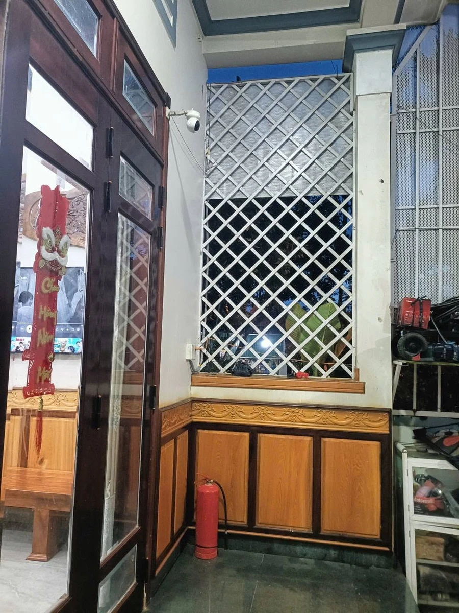 Bán nhà mặt tiền Đào Duy Anh 5x23m, 2 phòng ngủ, giá 2.79 tỷ - Ảnh thu nhỏ 3