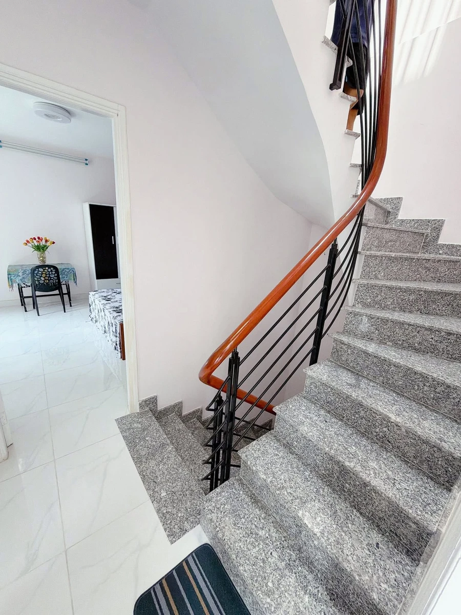 Bán nhà 5 tầng 50m2 ngang 9m Phú Nhuận 8 tỷ - Ảnh thu nhỏ 2
