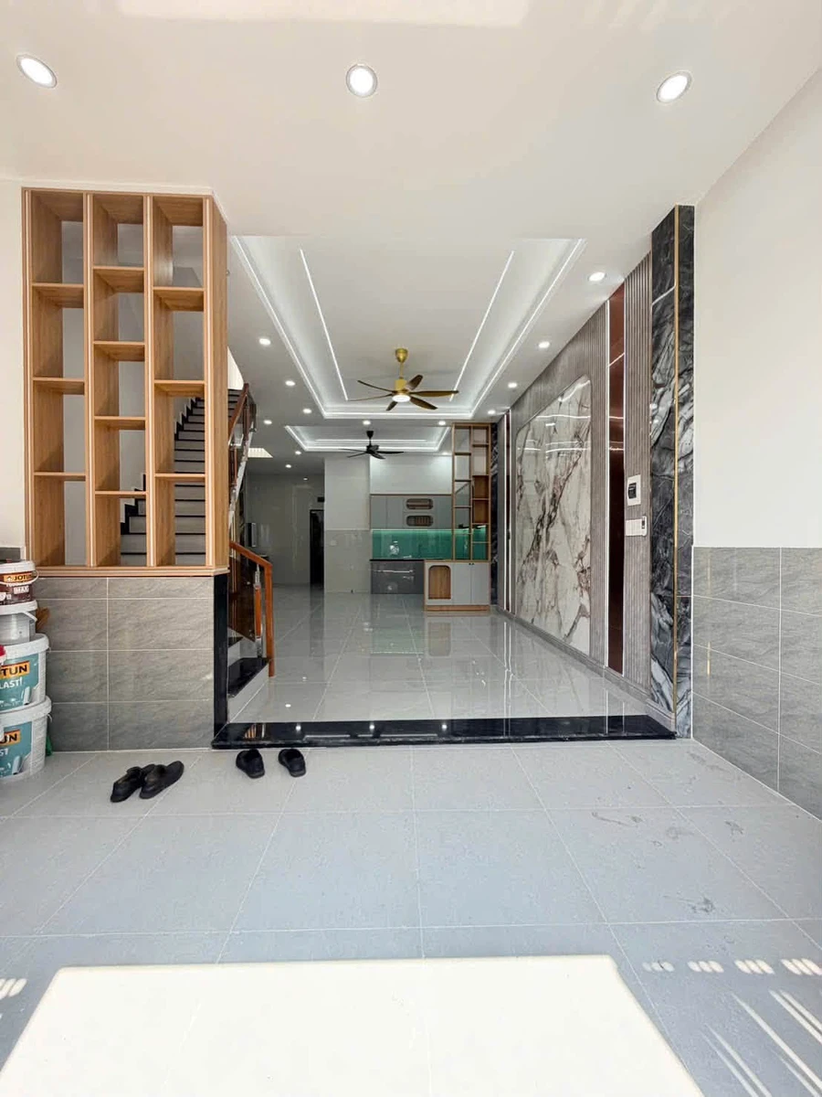 Bán nhà 1 trệt 1 lầu 3PN Bửu Hoà 70m2 - 2,8 tỷ - Ảnh thu nhỏ 3