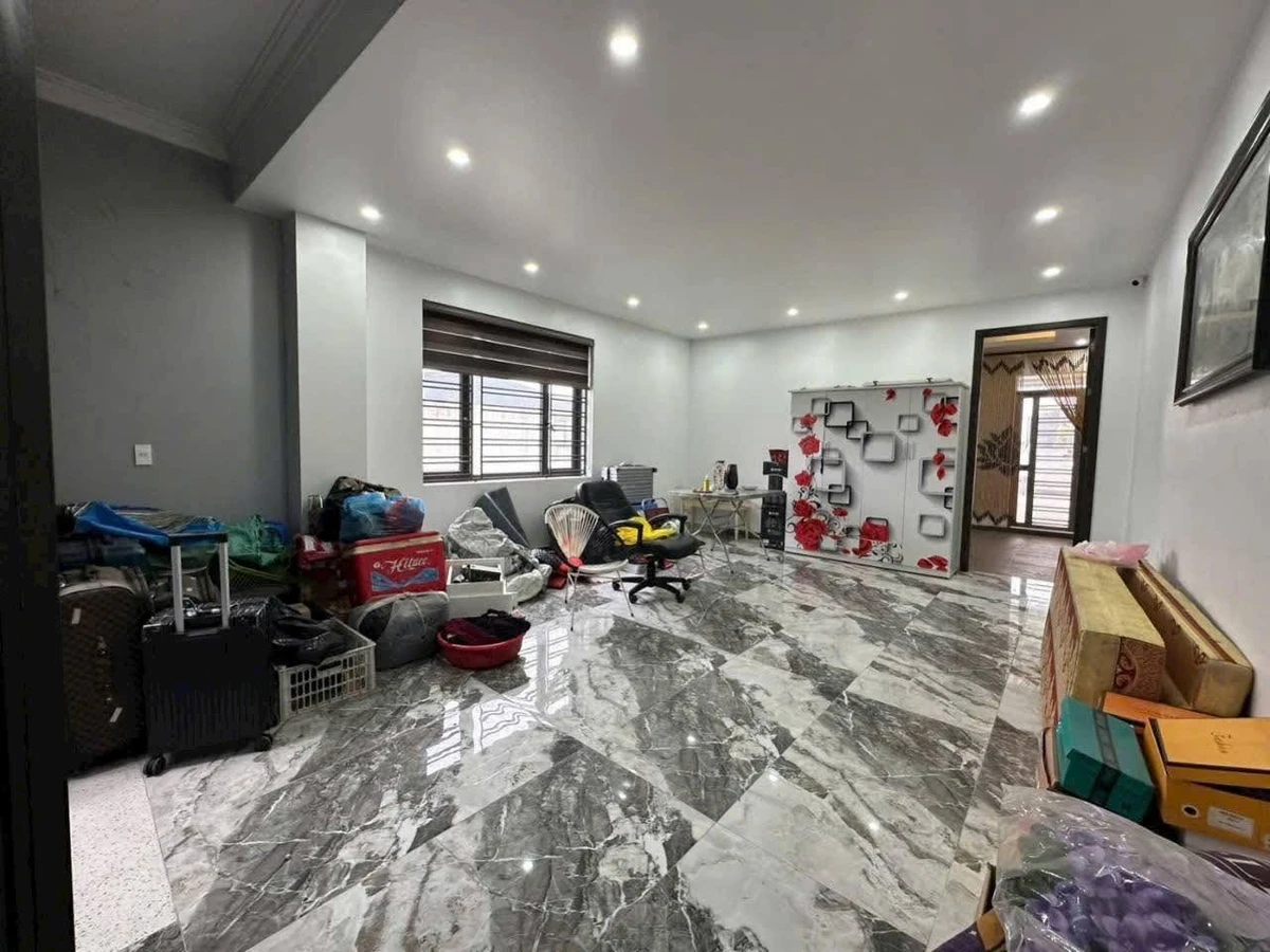 Bán nhà 4 tầng thang máy lô góc 133m² Dư Hàng - Ảnh thu nhỏ 5