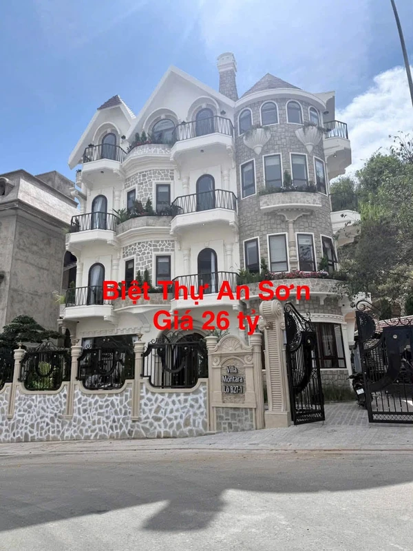 Bán biệt thự cao cấp 241m2, 7 phòng ngủ tại Đà Lạt 26 tỷ