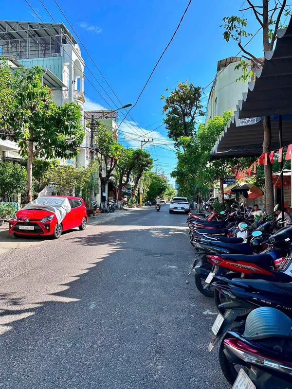 Bán nhà 2 tầng mặt tiền Cần Vương Quy Nhơn 92m2, 7 tỷ