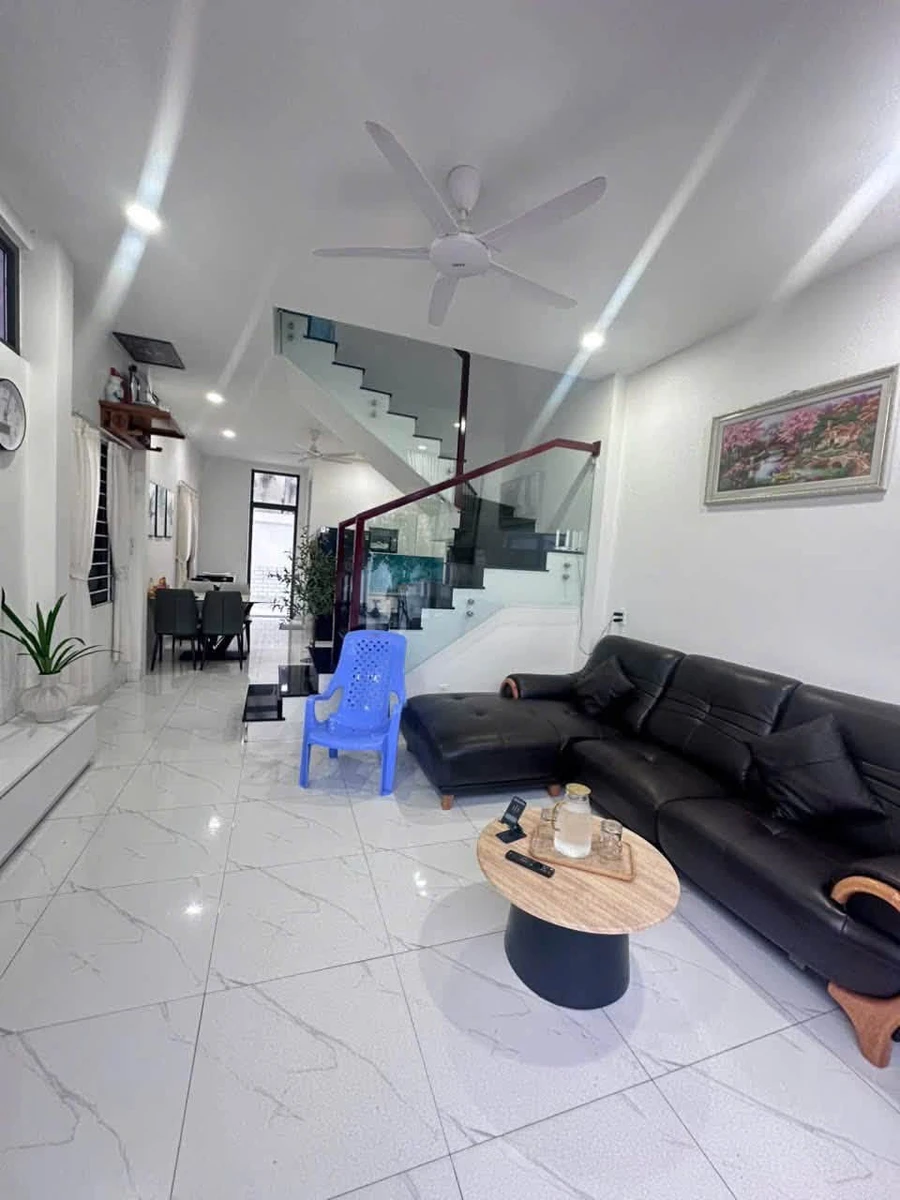 Bán nhà 1 trệt 1 lầu 104.5m² Phú Long Phan Thiết 1.9 tỷ - Ảnh 1