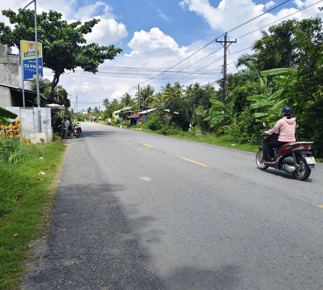 Bán đất mặt tiền Quốc lộ 60, Mỏ Cày Nam, 708 m2, 2 tỷ 3 - Ảnh 1
