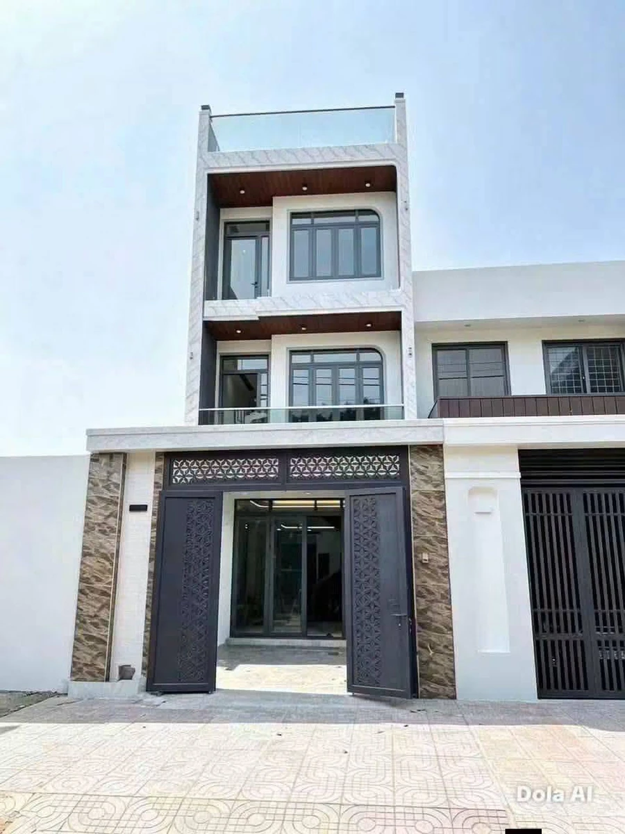 Bán nhà phố 100m² mặt tiền Bình Hoà Thủ Đức, 4PN 5WC, 7,9 tỷ - Ảnh thu nhỏ 2