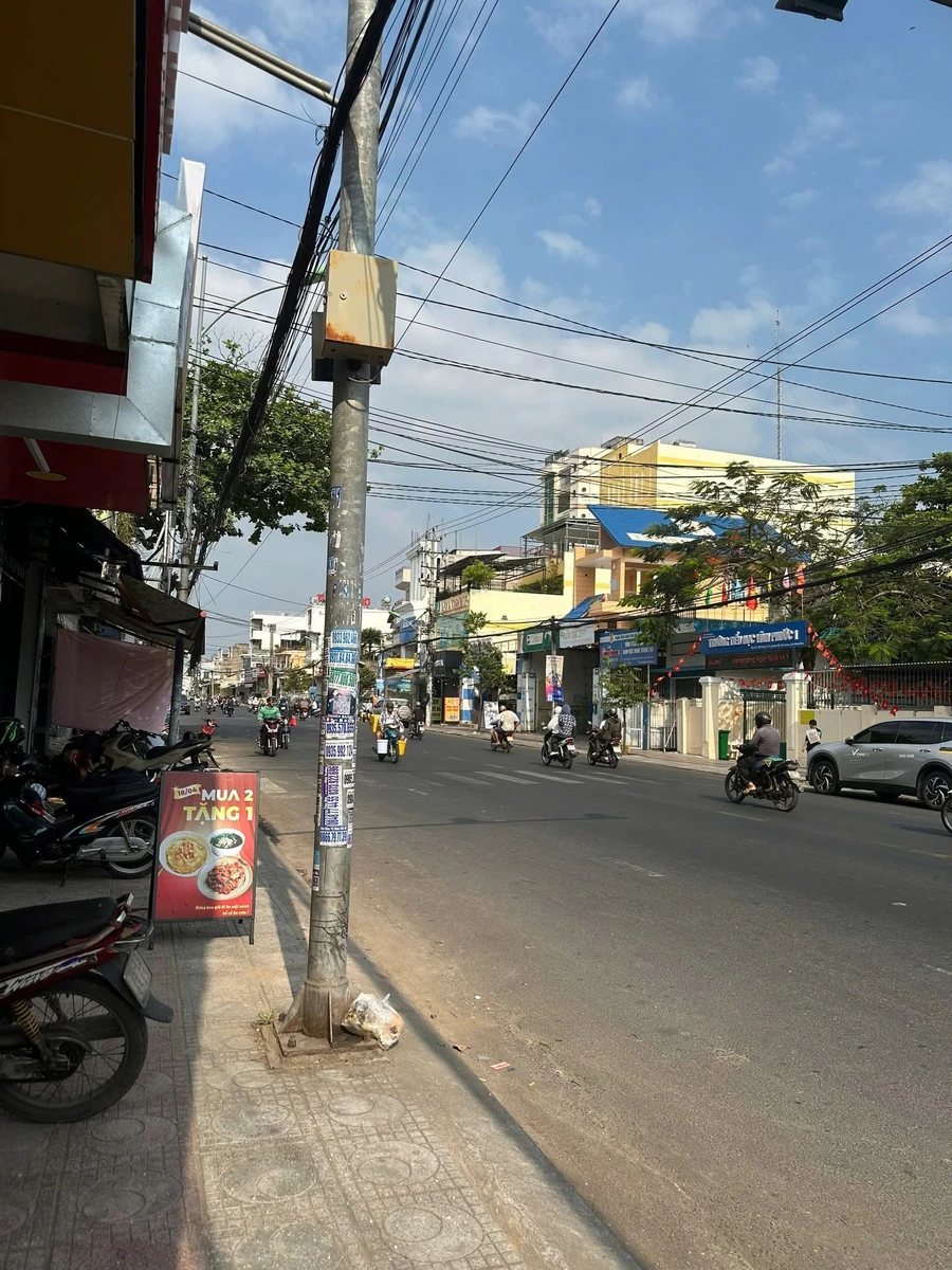 Bán nhà mặt tiền 2/4 Bắc Nha Trang, 3PN, 49.4m², 8.5 tỷ - Ảnh 1