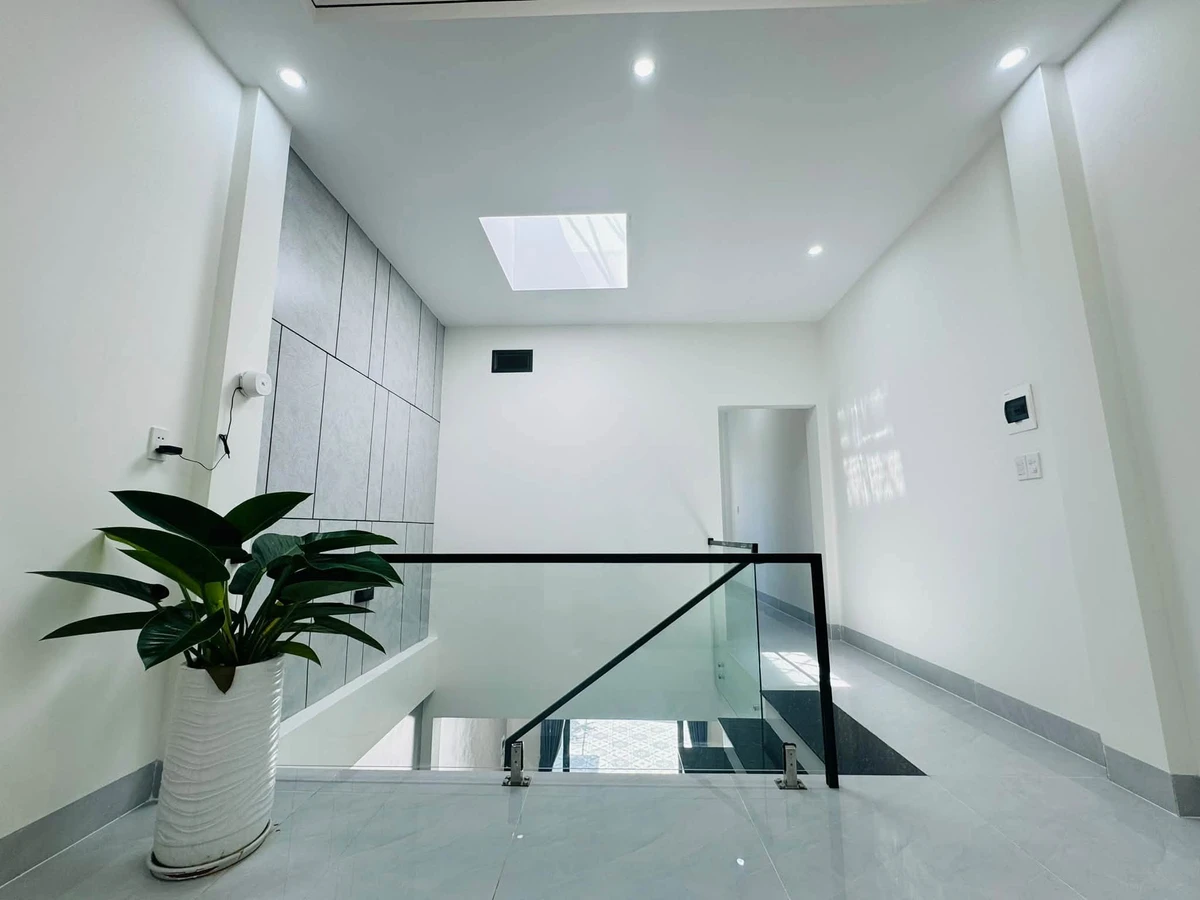 Bán nhà 2 tầng 92m² 3 phòng ngủ hướng Nam Quảng Ngãi - Ảnh thu nhỏ 4
