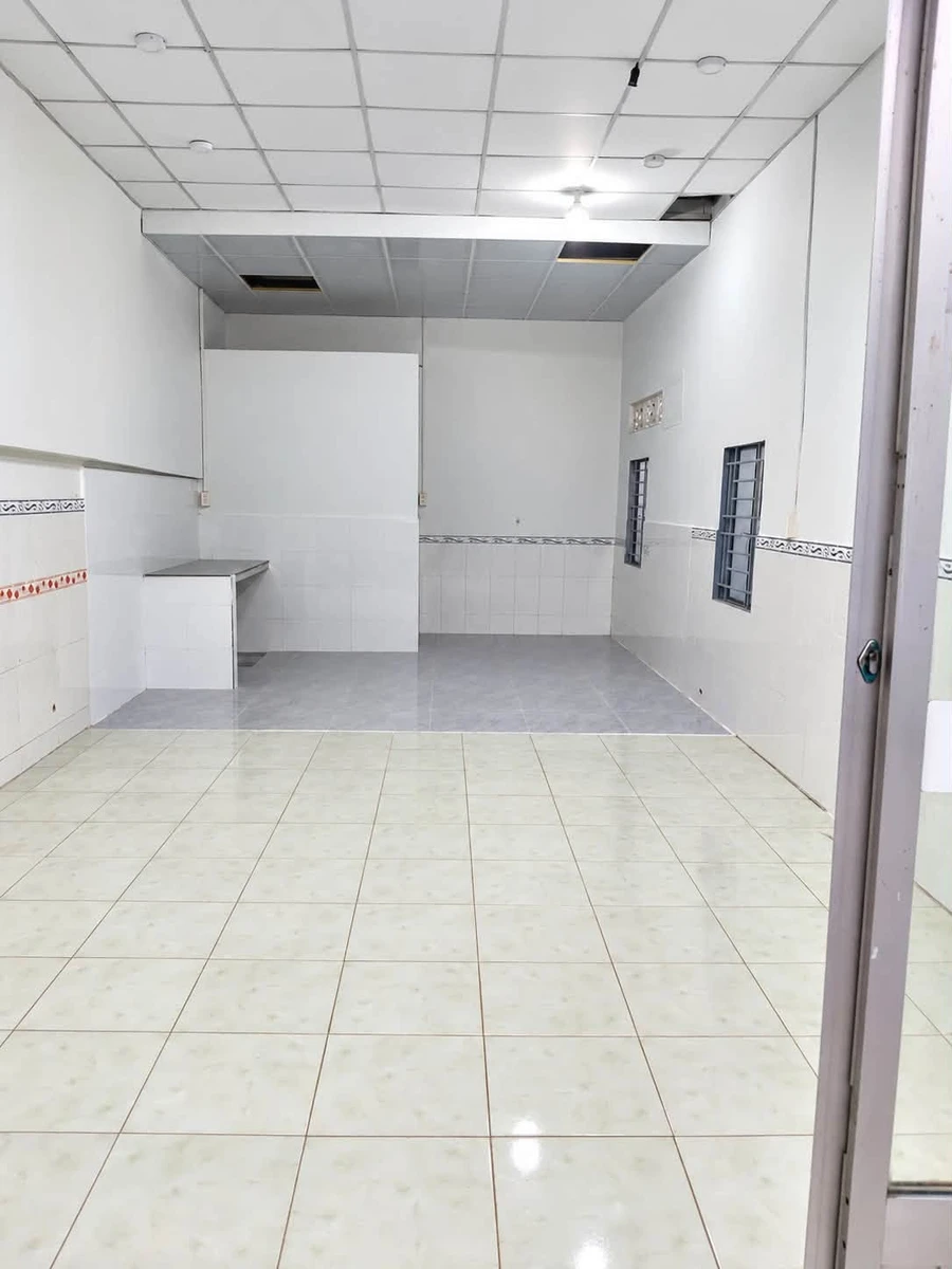Cho thuê nhà nguyên căn mặt tiền Lê Bình 36m² 6 triệu/tháng Cần Thơ - Ảnh thu nhỏ 2