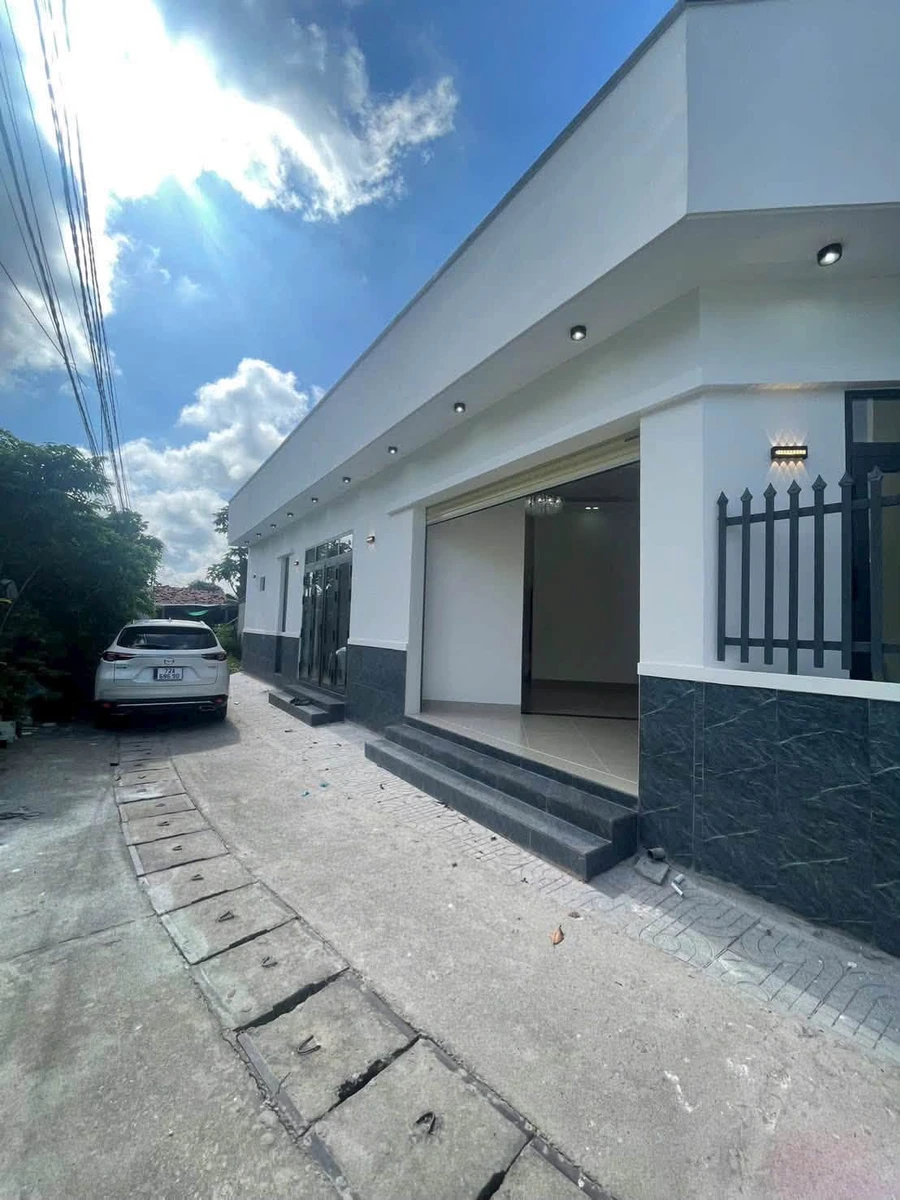 Bán nhà mới 2PN Long Điền 91m² giá 1 tỷ 780 triệu - Ảnh thu nhỏ 2