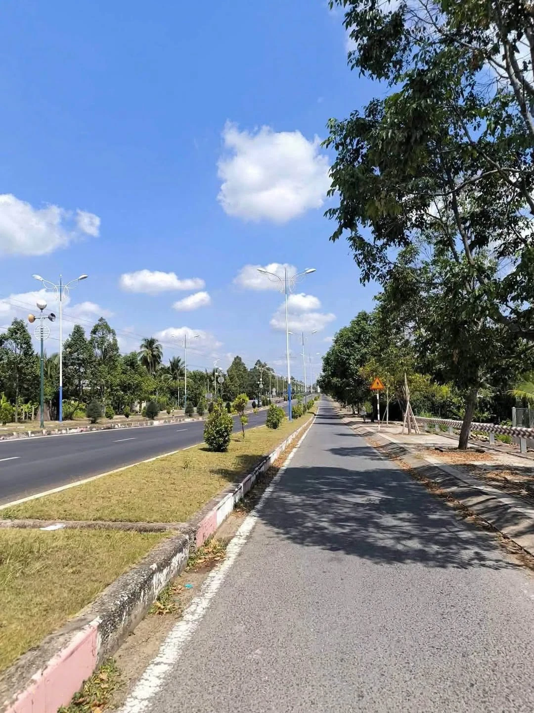 Bán đất mặt tiền Trương Vĩnh Trọng 375m2 Giồng Trôm Vĩnh Long - Ảnh 1
