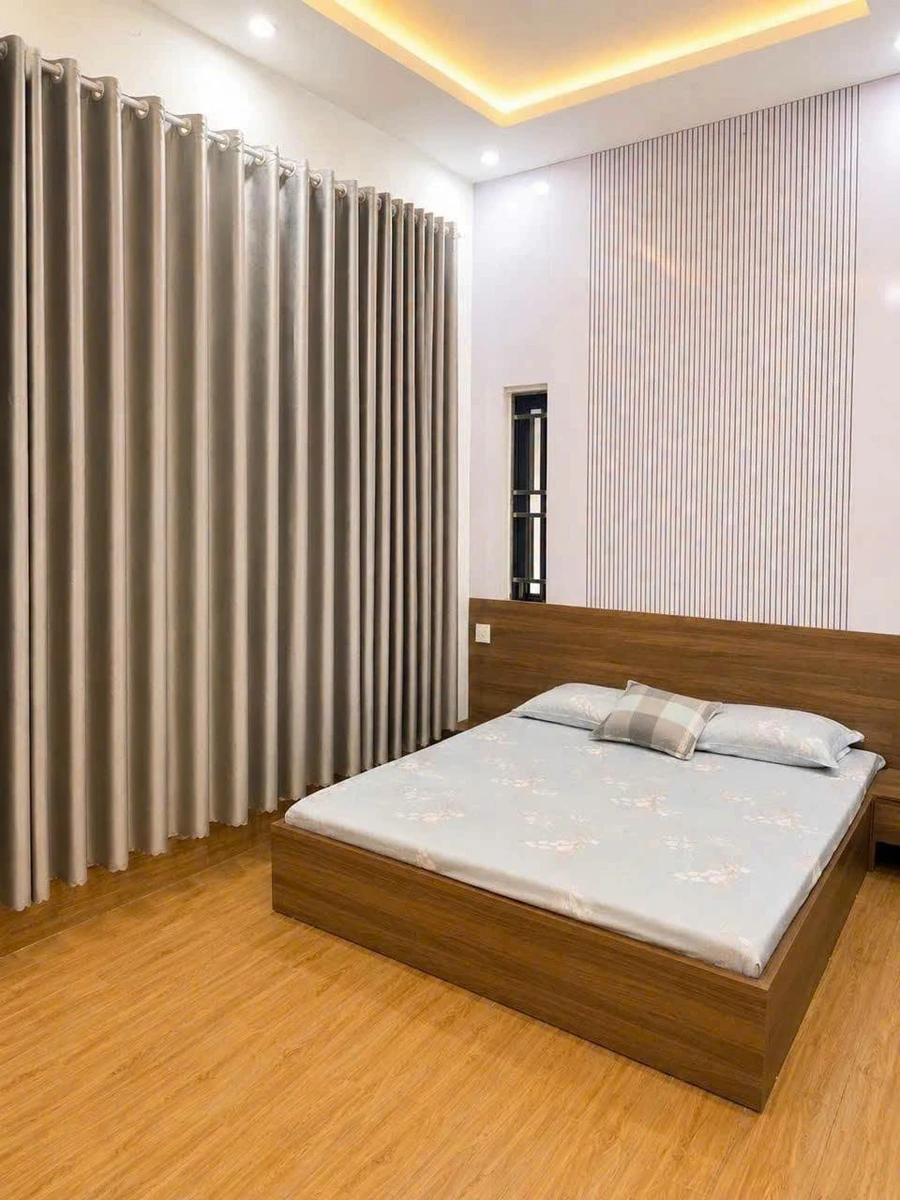 Bán nhà mặt tiền Nguyễn Thị Minh Khai Quy Nhơn 115m2 3 tầng - Ảnh thu nhỏ 2