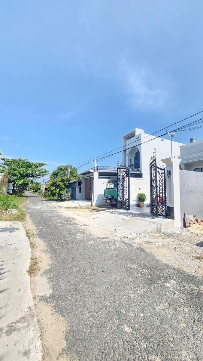 Bán nhà mới 3 phòng ngủ 144m² hẻm Trịnh Phong Đáng Bình Tân - Ảnh 1