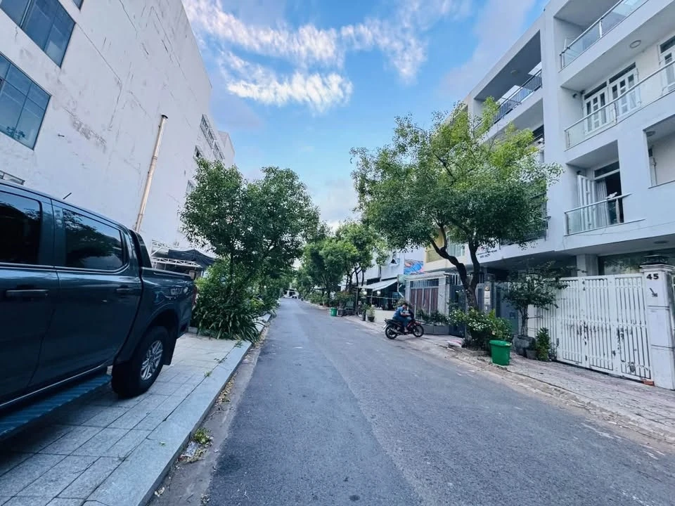 Bán lô đất nhà phố 90m2 đường 12m Q.7 giá 13.5 tỷ - Ảnh thu nhỏ 3