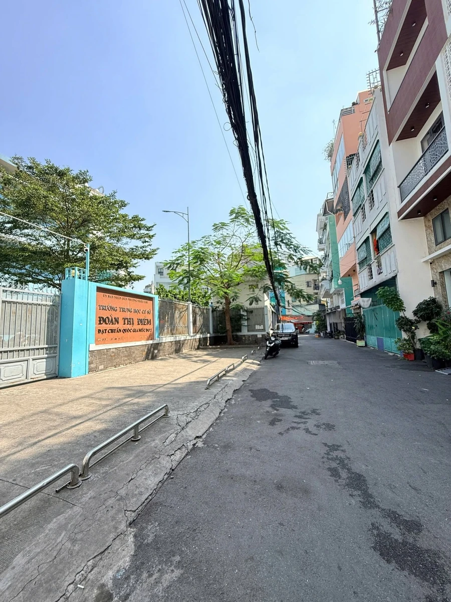 Bán nhà hẻm góc 2 mặt tiền Lê Văn Sỹ 29m² khoảng 5 tỷ - Ảnh 1