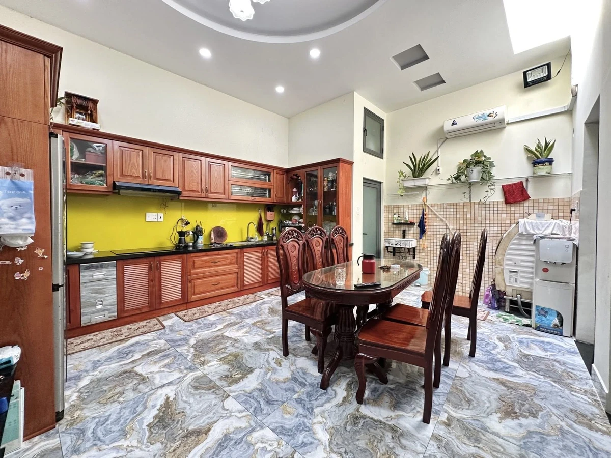 Bán nhà 130m2, 3 phòng ngủ tại Lê Quang Định, Bình Thạnh, 7.5 tỷ - Ảnh thu nhỏ 2