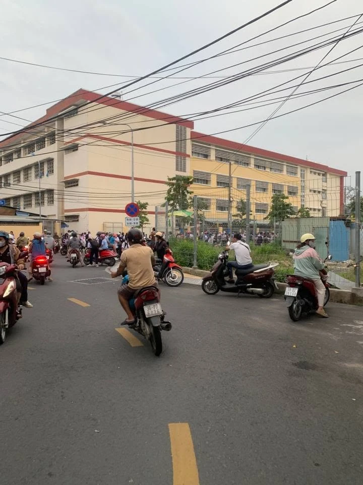 Bán đất MTKD Cao Bá Quát Dĩ An 66m² 4.65 tỷ - Ảnh thu nhỏ 4