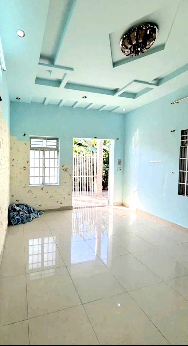 Bán nhà phố Tân Phong, 5m x 15.5m, 2PN, 2.3 tỷ - Ảnh thu nhỏ 2