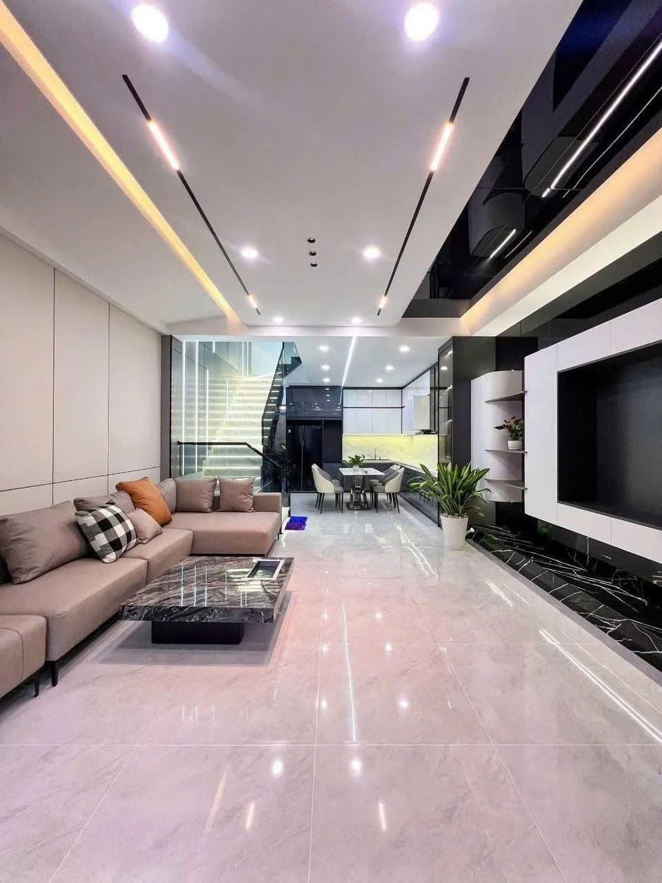 Nhà ở xã hội 2PN, 60-70m² Bình Dương giá 879-1,098 triệu - Ảnh 1