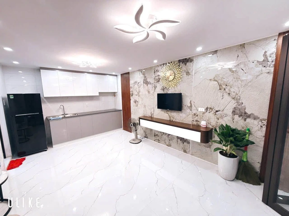 Bán nhà phố 80m2 2 tầng full nội thất Trần Nguyên Hãn - Ảnh thu nhỏ 3