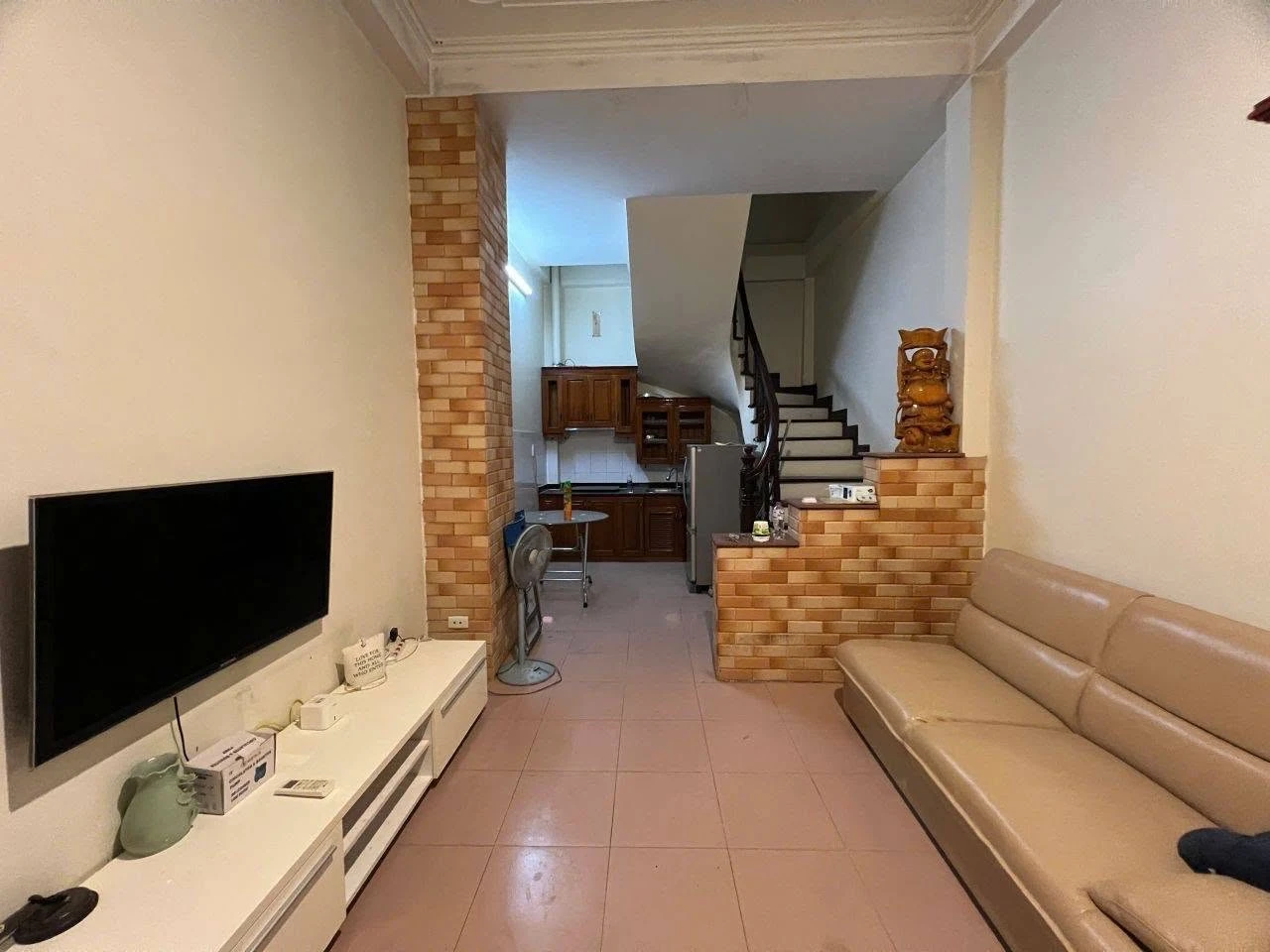 Cho thuê nhà 4 tầng Ngọc Khánh, 30m², 2PN, full đồ 14 triệu/tháng - Ảnh 1
