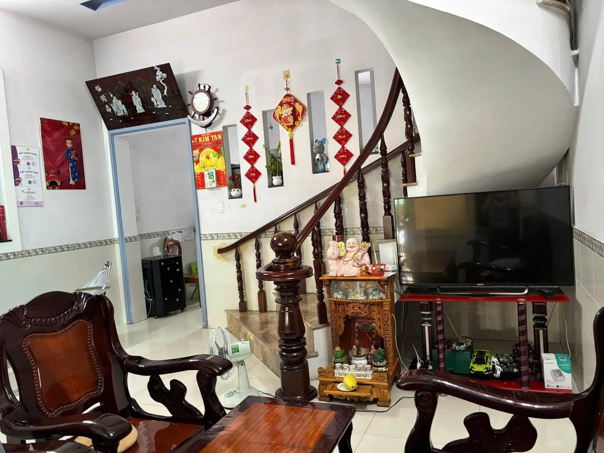 Bán nhà 1 trệt 2 lầu 76m² Biên Hòa 5 tỷ 5 - Ảnh 1